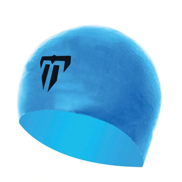 A Touca de Natação Phelps Race Cap Aprovado FINA, 100% silicone, permite que te concentres no que é importante no dia da corrida - a tua performance. O silicone é um material flexível, suave ao toque e altamente resistente à água e ao cloro, tornando-o ideal para uso em toucas de natação. A Touca de Natação Phelps Race Cap Aprovado FINA é confortável e proporciona um ajuste simplificado e competitivo, sendo desenvolvida com materiais de alta tecnologia e possuindo características que visam melhorar o desempenho do nadador na água. A touca é projetada para minimizar o arrasto na água, permitindo que o nadador se mova com mais eficiência e velocidade.