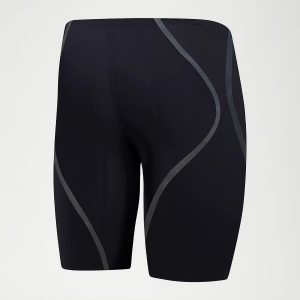 Apresentamos a mais recente evolução da nossa linha o Fato de Banho Competição Homem Speedo Fastskin LZR Pure Intent 2.0, desenvolvido por nadadores para nadadores. Ainda com camadas duplas compressivas e uma construção ergonómica das costuras projetada para conectar grupos musculares-chave para maior retorno de energia, a linha Intent 2.0 possui um novo acabamento duradouro repelente à água. As zonas de tecido texturizado visam a redução de arrasto para um desempenho ótimo, enquanto a construção de tecido triplo com costuras coladas foi projetada para permitir maior movimento. Com prendedores de perna de precisão e o nosso melhor cós, é projetado para reduzir a entrada de água. Este produto foi totalmente aprovado pela FINA.
