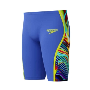 Apresentamos a mais recente evolução da nossa linha o Fato de Banho Competição Speedo Fastskin LZR Pure Intent 2.0 Azul Multi, desenvolvido por nadadores para nadadores. Ainda com camadas duplas compressivas e uma construção ergonómica das costuras projetada para conectar grupos musculares-chave para maior retorno de energia, a linha Intent 2.0 possui um novo acabamento duradouro repelente à água. As zonas de tecido texturizado visam a redução de arrasto para um desempenho ótimo, enquanto a construção de tecido triplo com costuras coladas foi projetada para permitir maior movimento. Com prendedores de perna de precisão e o nosso melhor cós, é projetado para reduzir a entrada de água. Este produto foi totalmente aprovado pela FINA.