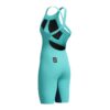 O Fato de Banho Competição Mulher Speedo Fastskin LZR Pure Valor 2.0 apresenta a mais recente evolução, desenvolvido por nadadores para nadadores. Feito de material leve com compressão moderada e construído para suportar uma maior amplitude de movimento. O Fato de Banho Competição Mulher Speedo Fastskin LZR Pure Valor 2.0 inclui uma costura interna compressiva na perna, projetada para um melhor suporte muscular, e possui um novo acabamento repelente à água de longa duração. A dupla camada ao redor dos abdominais oferece maior estabilidade do core, para que obtenha o melhor do seu nado. O design openback oferece liberdade de movimento e pode ser preferido por nadadores com costas arqueadas. Este produto foi totalmente aprovado pela FINA.