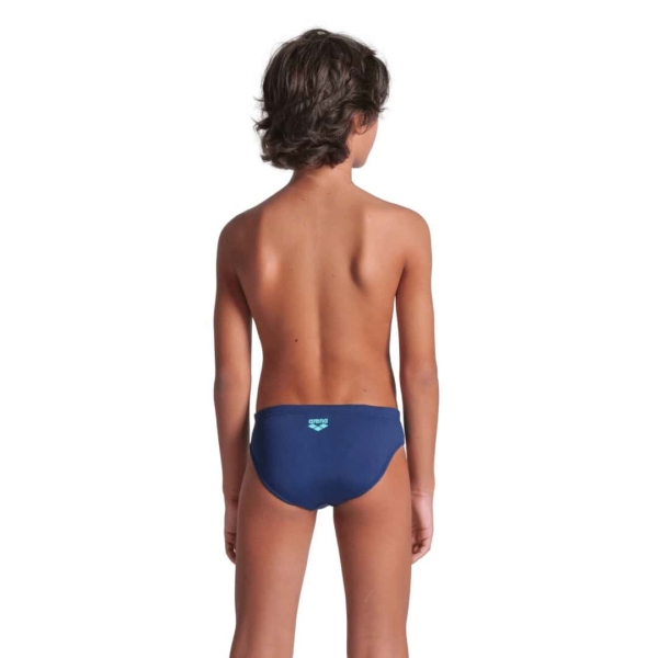 009009-708 i O Fato de Banho Menino Arena Poseidonia Briefs para rapazes, da linha arena Performance, são a escolha perfeita para nadadores competitivos e regulares que treinam frequentemente na piscina. Com um design elegante e resistente ao cloro, garantem desempenho e durabilidade.