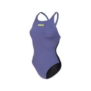O Fato de Banho Mulher Arena Team Swim Pro Future Dusk é um fato de banho de treino resistente ao cloro, confortável e durável, ideal para natação frequente.