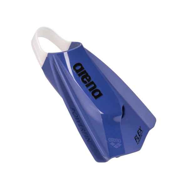 011938-100 Barbatanas de Natação Arena Powerfin Pro II Flex Azul: silicone macio, lâmina curta e máxima propulsão para treino técnico, força e conforto na natação.